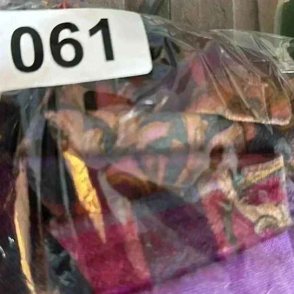 Vintage Appel Gown XL Velvet Burgundy Floral Front Zip ( Not full length ) - Picture 8 of 8